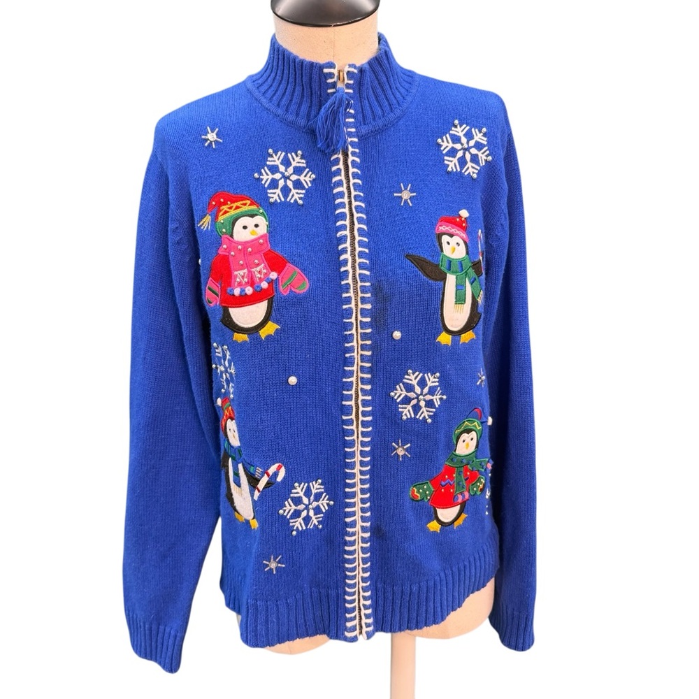 CRYSTAL KOBE Penguin Holiday Snowflake Festive Zip Front Sweater Size M